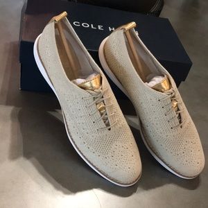 COLE HAAN GOLD SPARKLE ORIGINAL WINGTIP OXFORD